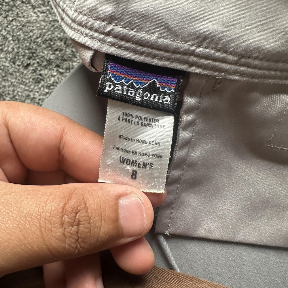 Patagonia Pants Womens 8 Gray Nylon Wide Leg Relaxed Fit Travel Gorpcore Hiking - Picture 4 of 14